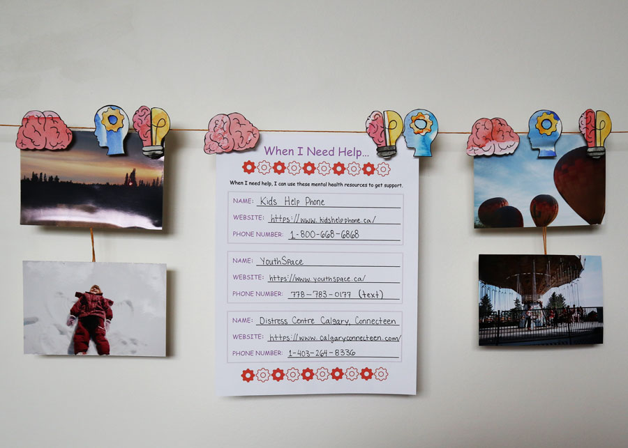 Water Color Brain-Themed Clothespin Craft