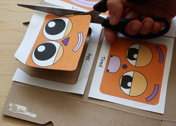 emotion-bots paper craft